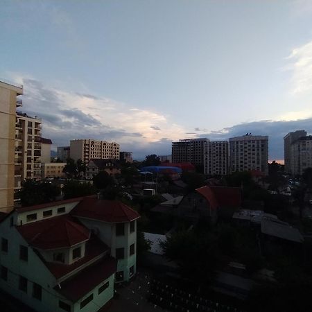 比什凯克Aura On Turusbekova Street 124公寓 外观 照片